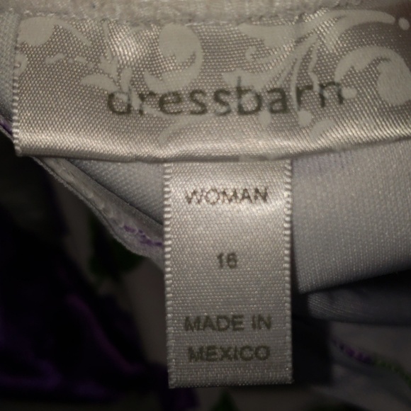 GUC Dressbarn Spring/Easter White/Purple Dress - Picture 8 of 8